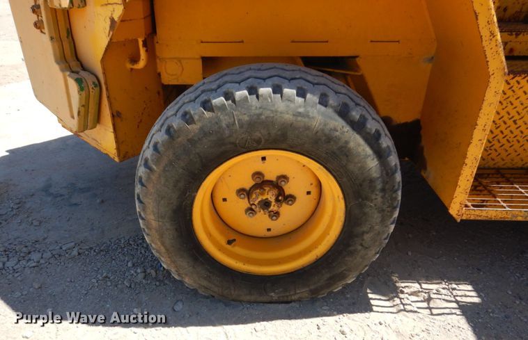 image for item KR9263 Sellick SM8000  forklift