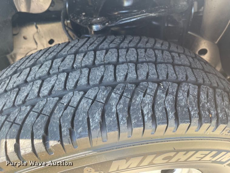 image for item LF9072 2012 Ford F150 XL  pickup truck