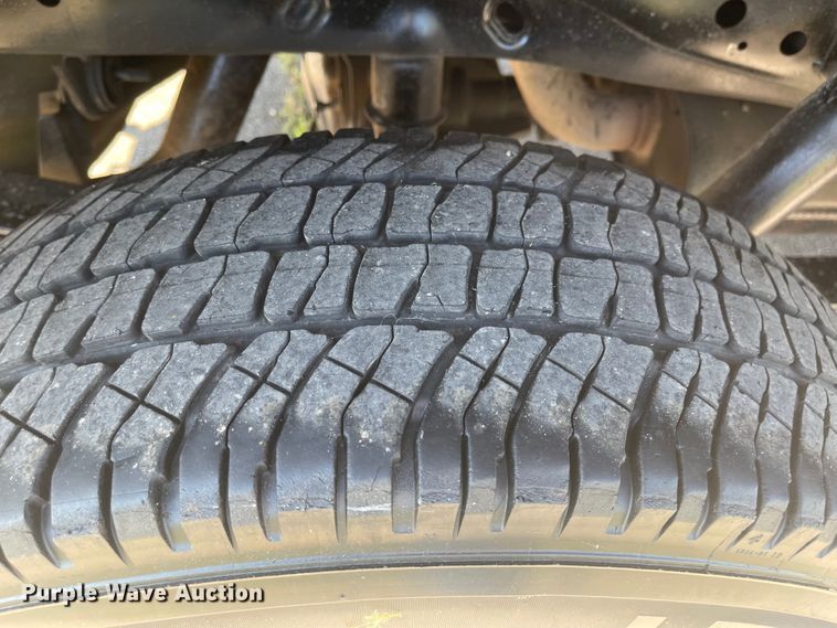 image for item LF9072 2012 Ford F150 XL  pickup truck