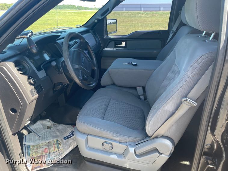 image for item LF9073 2012 Ford F150 XL  SuperCrew pickup truck