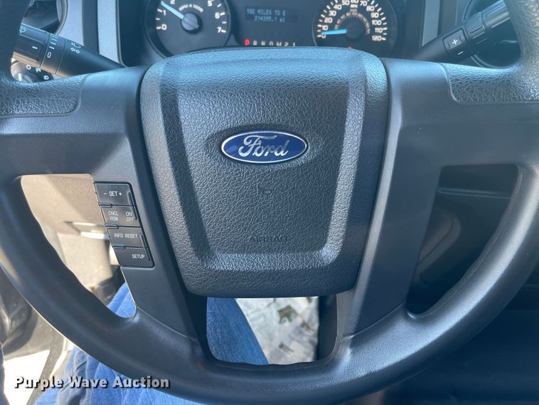 image for item LF9073 2012 Ford F150 XL  SuperCrew pickup truck