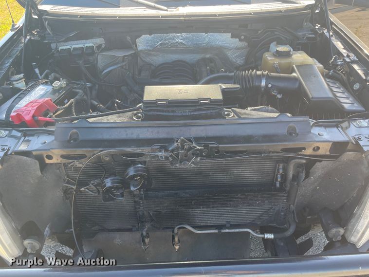 image for item LF9073 2012 Ford F150 XL  SuperCrew pickup truck