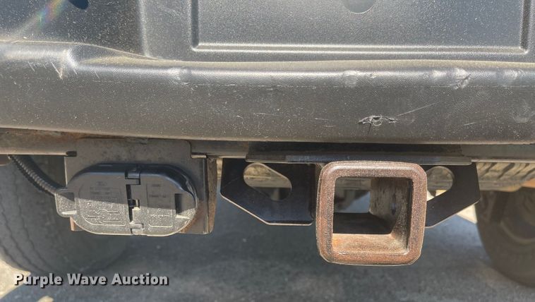 image for item LF9073 2012 Ford F150 XL  SuperCrew pickup truck