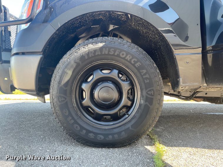 image for item LF9073 2012 Ford F150 XL  SuperCrew pickup truck