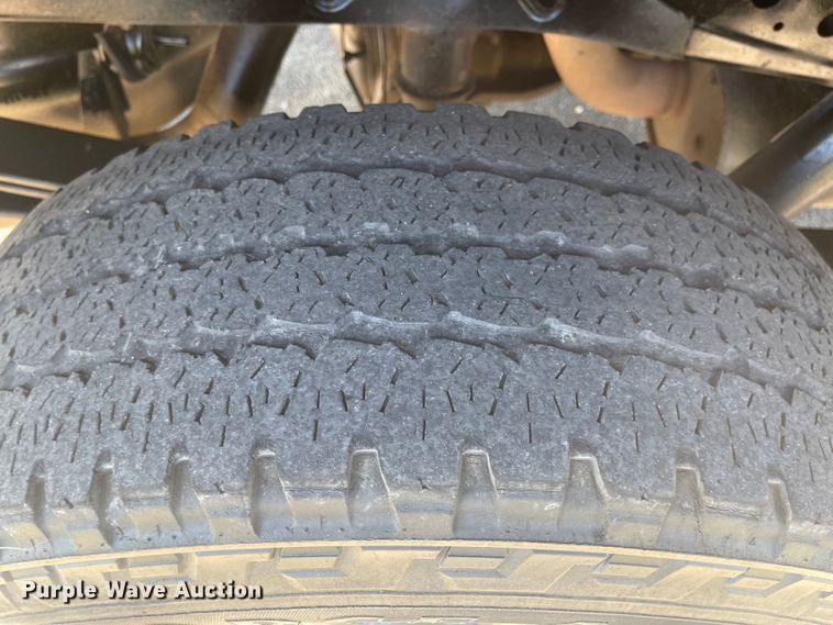 image for item LF9073 2012 Ford F150 XL  SuperCrew pickup truck