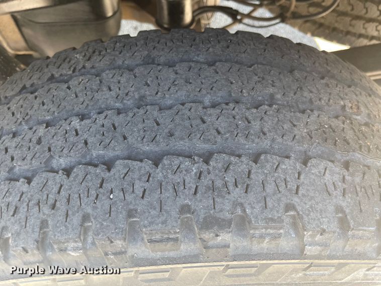 image for item LF9073 2012 Ford F150 XL  SuperCrew pickup truck