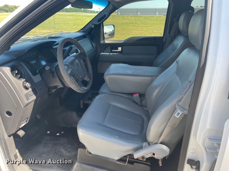 image for item LF9074 2013 Ford F150 XL  SuperCrew pickup truck