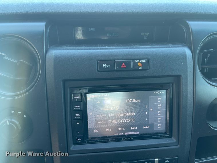 image for item LF9074 2013 Ford F150 XL  SuperCrew pickup truck