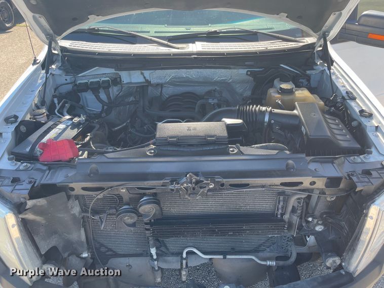 image for item LF9074 2013 Ford F150 XL  SuperCrew pickup truck