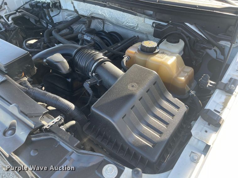 image for item LF9074 2013 Ford F150 XL  SuperCrew pickup truck