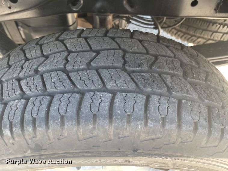 image for item LF9074 2013 Ford F150 XL  SuperCrew pickup truck