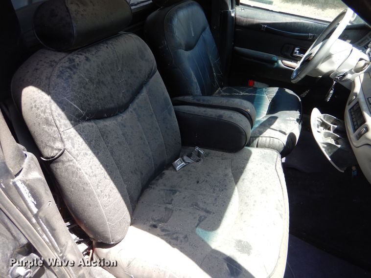 image for item LP9388 1995 Lincoln Town Car  limousine