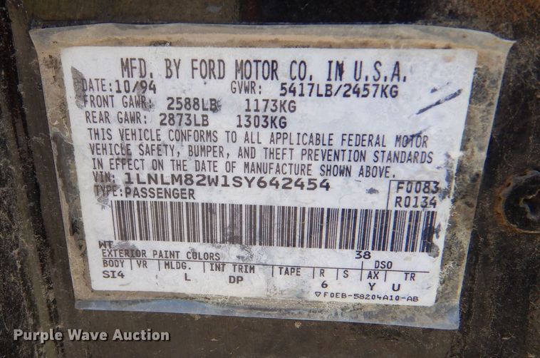 image for item LP9388 1995 Lincoln Town Car  limousine