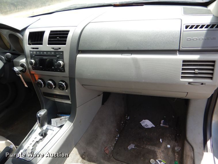 image for item LP9389 2008 Dodge Avenger SE