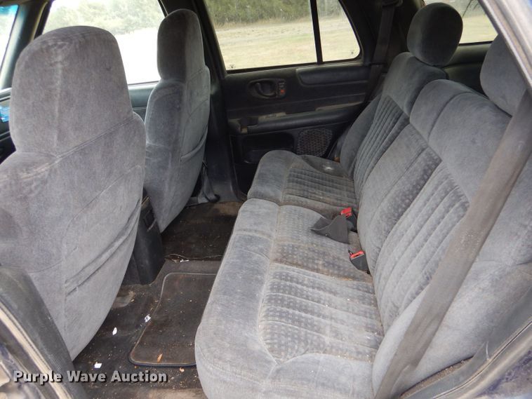 image for item LP9390 2001 Chevrolet Blazer  SUV