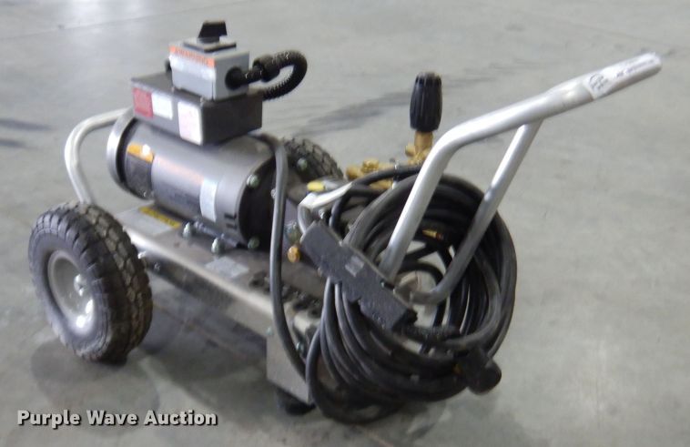 image for item LT9832 Hotsy LF3530F  pressure washer