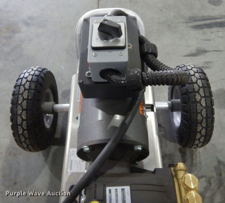 image for item LT9832 Hotsy LF3530F  pressure washer