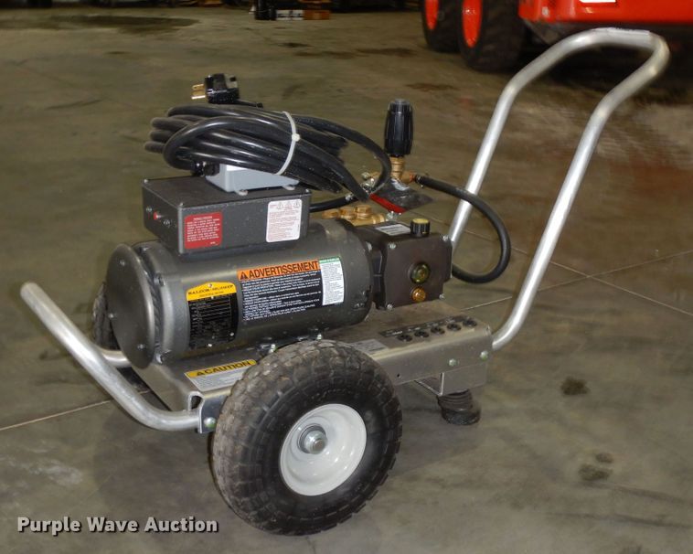 image for item LT9833 2020 Hotsy LF2830S  pressure washer