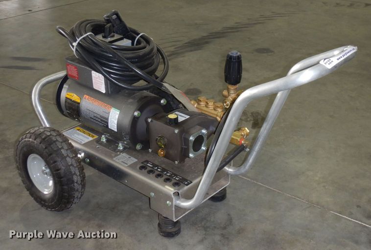 image for item LT9833 2020 Hotsy LF2830S  pressure washer