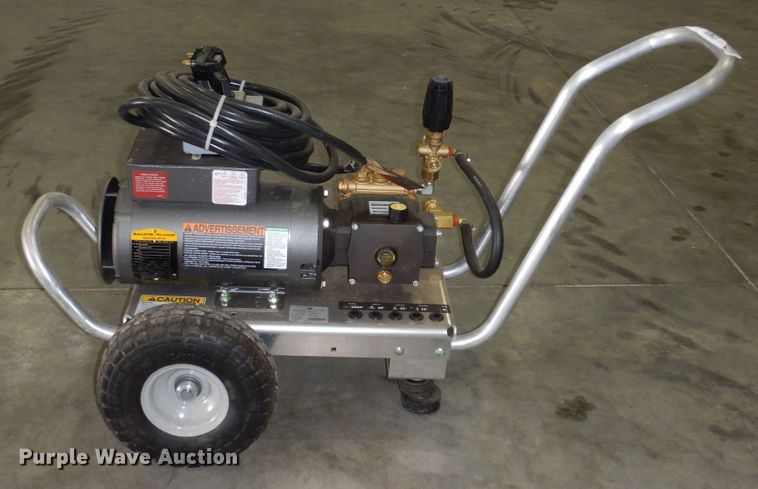 image for item LT9833 2020 Hotsy LF2830S  pressure washer
