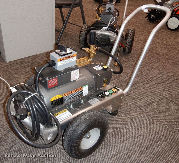 image for item LT9835 2021 Hotsy  pressure washer