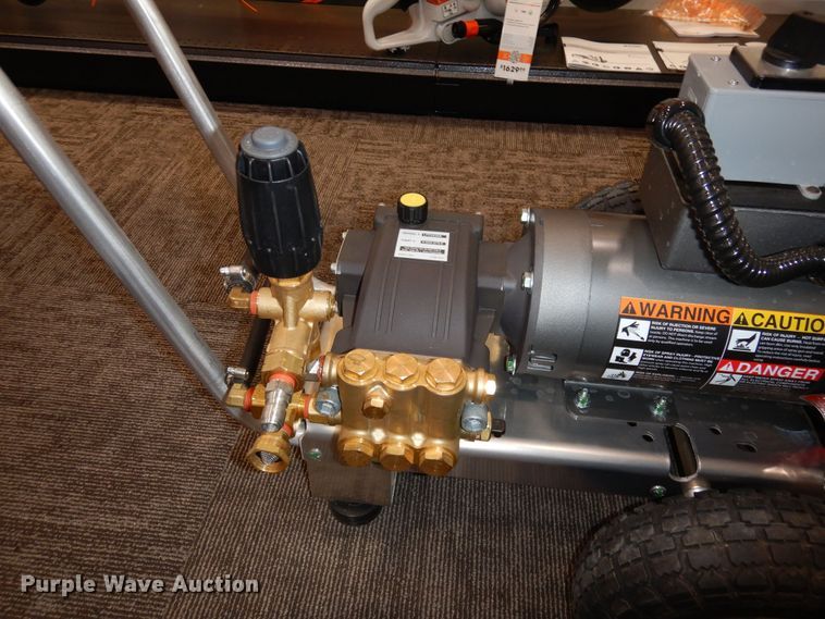 image for item LT9835 2021 Hotsy  pressure washer