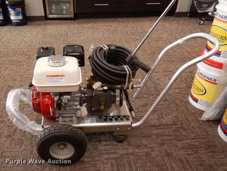 image for item LT9836 Hotsy HD 3.0  pressure washer