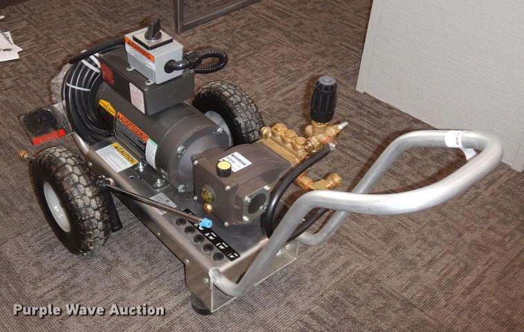 image for item LT9837 2021 Hotsy HD 1.9  pressure washer