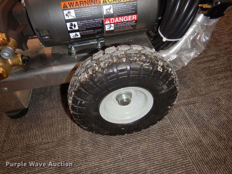 image for item LT9837 2021 Hotsy HD 1.9  pressure washer