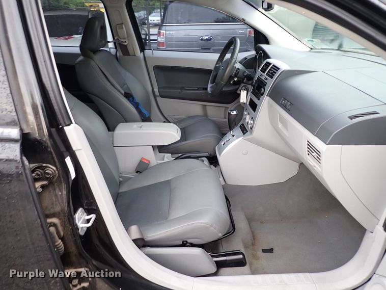 image for item LU9005 2007 Dodge Caliber