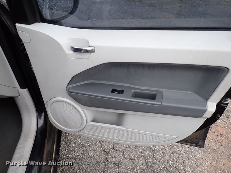 image for item LU9005 2007 Dodge Caliber