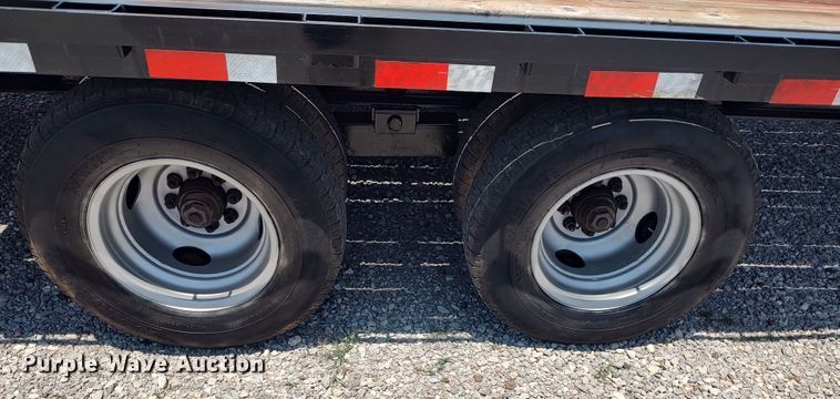 image for item LU9082 2019 Big Bubba's  equipment trailer