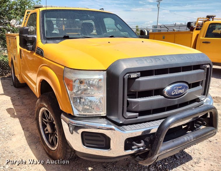 image for item LU9120 2014 Ford F350 Super Duty XL  utility bed pickup truck