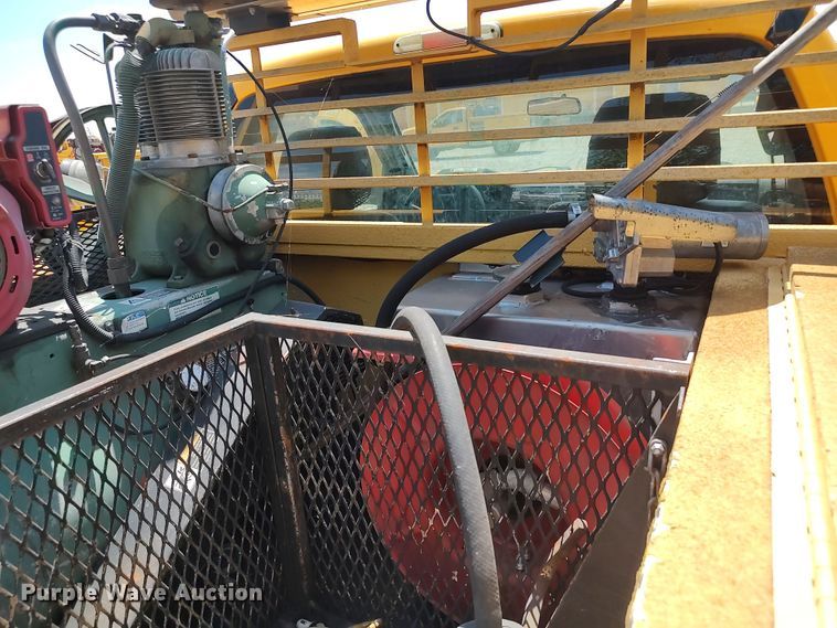 image for item LU9120 2014 Ford F350 Super Duty XL  utility bed pickup truck