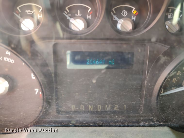 image for item LU9120 2014 Ford F350 Super Duty XL  utility bed pickup truck