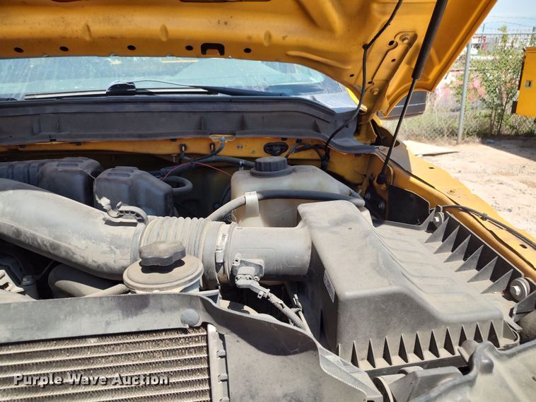 image for item LU9120 2014 Ford F350 Super Duty XL  utility bed pickup truck