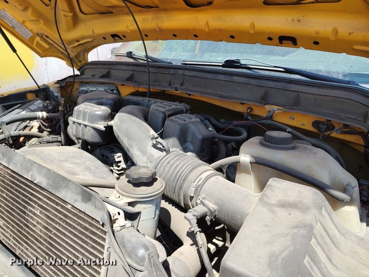 image for item LU9120 2014 Ford F350 Super Duty XL  utility bed pickup truck