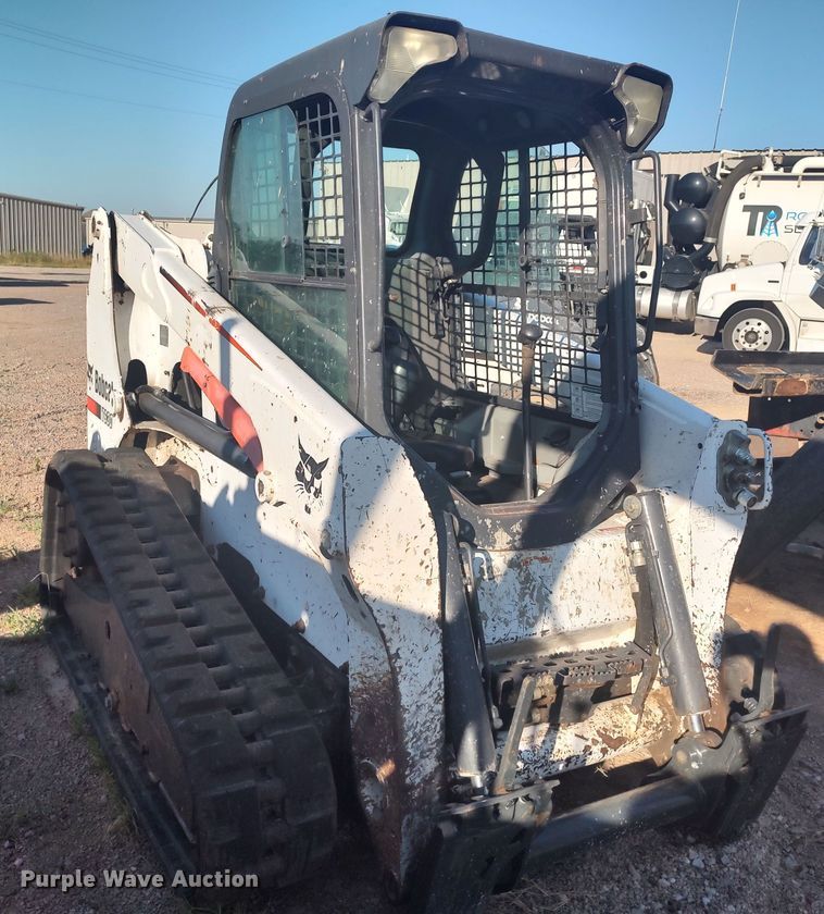 image for item LU9132 2014 Bobcat T630  tracked skid steer loader