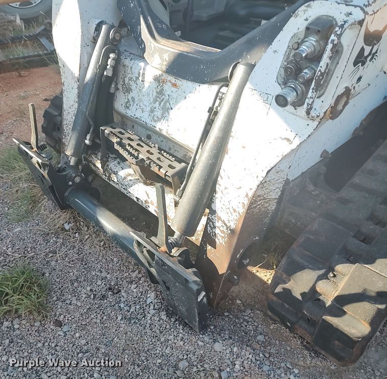 image for item LU9132 2014 Bobcat T630  tracked skid steer loader