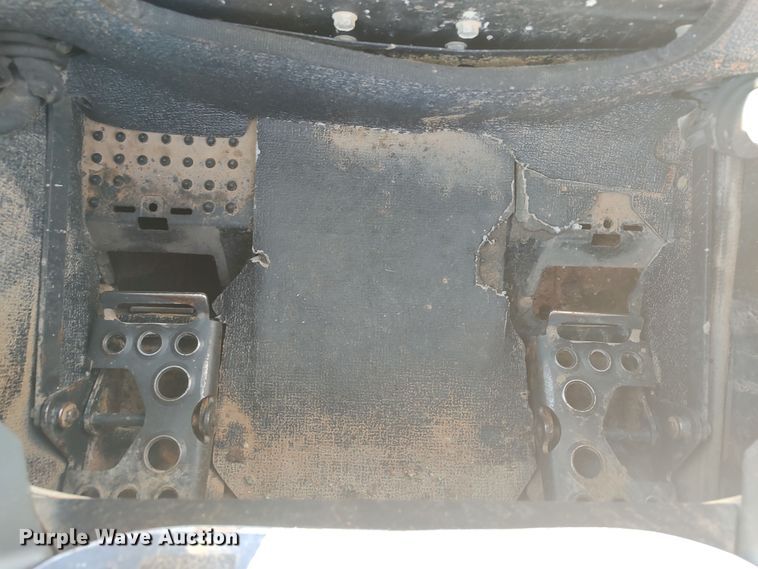 image for item LU9132 2014 Bobcat T630  tracked skid steer loader