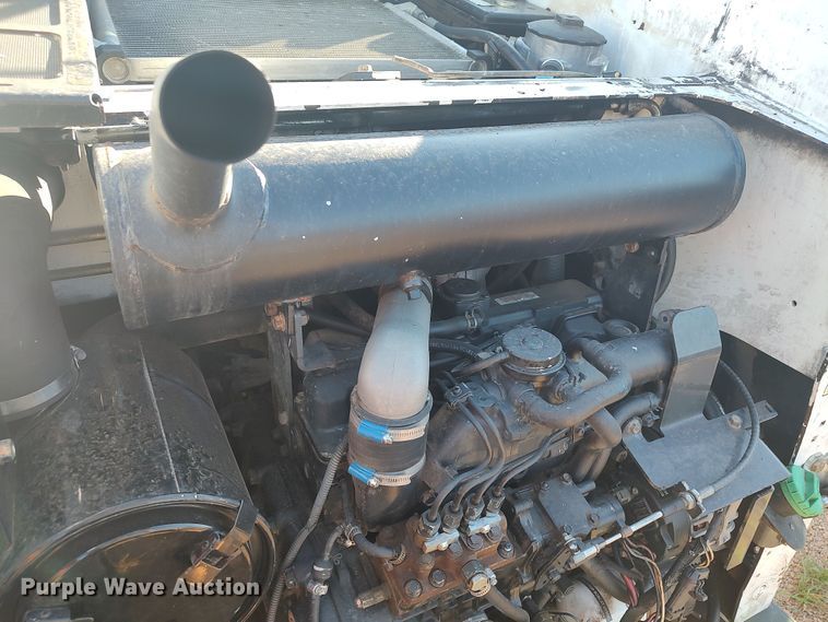 image for item LU9132 2014 Bobcat T630  tracked skid steer loader