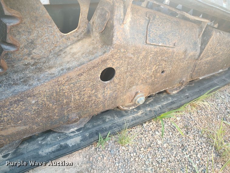 image for item LU9132 2014 Bobcat T630  tracked skid steer loader
