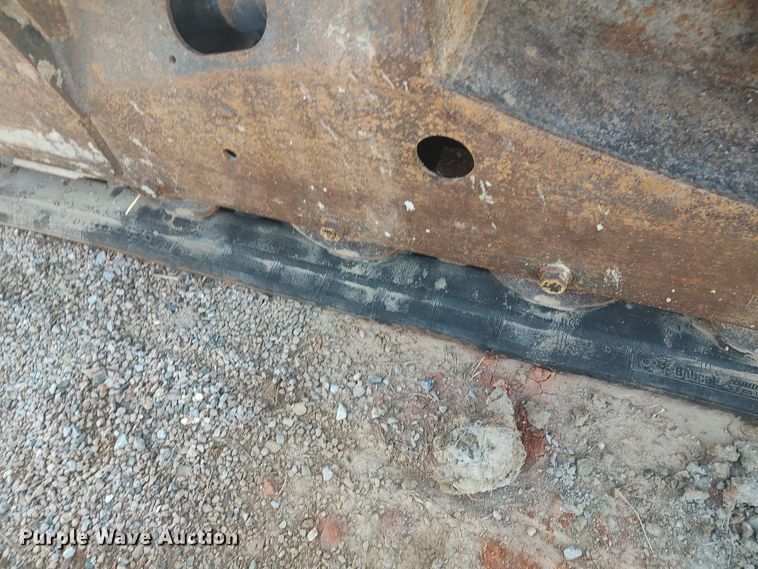 image for item LU9132 2014 Bobcat T630  tracked skid steer loader
