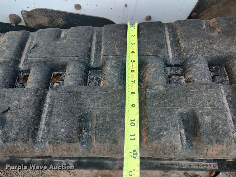 image for item LU9132 2014 Bobcat T630  tracked skid steer loader