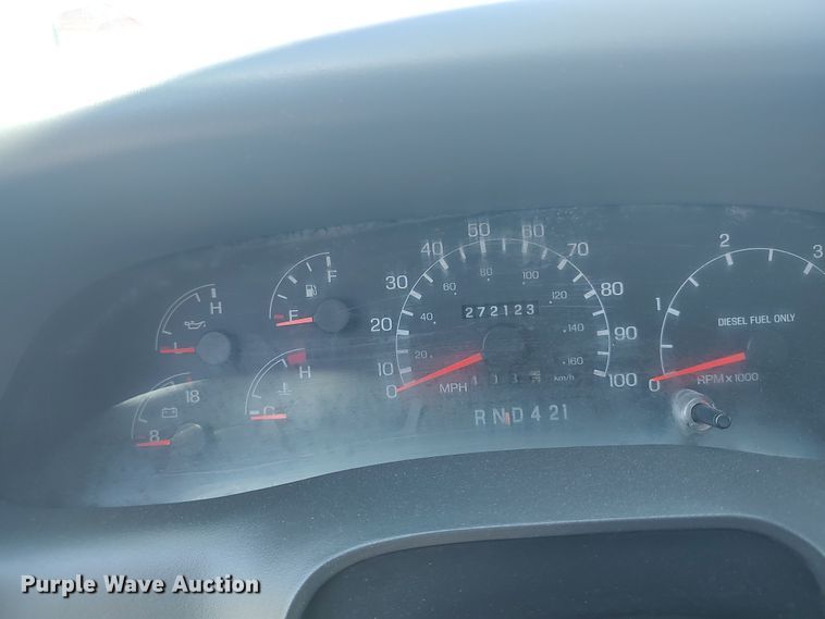 image for item LU9136 2006 Ford F650  SuperCab flatbed truck