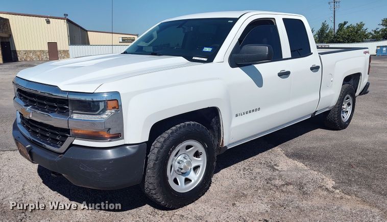 image for item LU9148 2018 Chevrolet Silverado 1500  Double Cab pickup truck