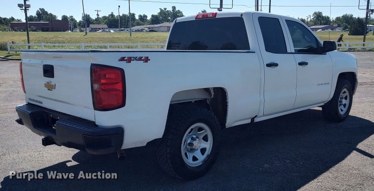 image for item LU9148 2018 Chevrolet Silverado 1500  Double Cab pickup truck