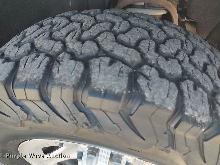 image for item LU9148 2018 Chevrolet Silverado 1500  Double Cab pickup truck