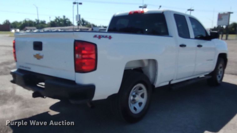 image for item LU9149 2017 Chevrolet Silverado 1500  Double Cab pickup truck