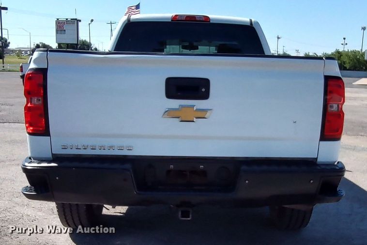 image for item LU9149 2017 Chevrolet Silverado 1500  Double Cab pickup truck